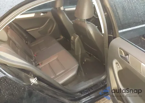 2017 Volkswagen Jetta 1.4T Se из США, поврежденный, VIN 3VWB67AJ0HM339922